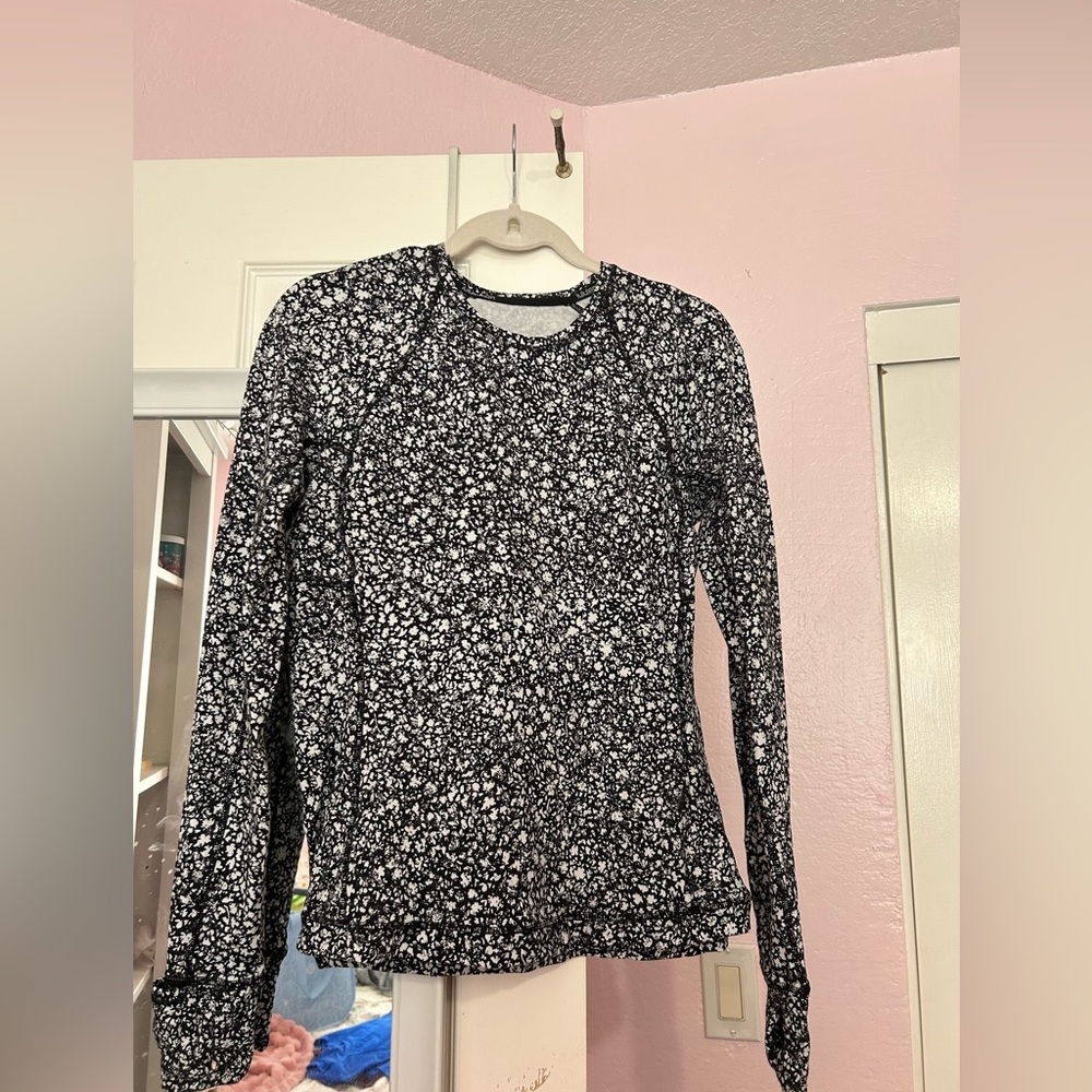 Lululemon “It’s a Rulu” Running top